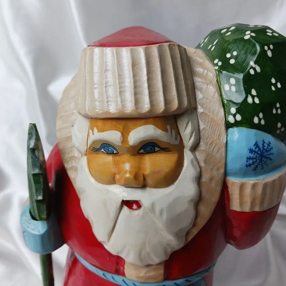 VINTAGE HAND CARVED 10'' WOODEN RUSSIAN SANTA FIGURE 1996 SIGNED